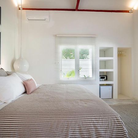 Ria Uluwatu, Tropical Chic Hotel Zewnętrze zdjęcie