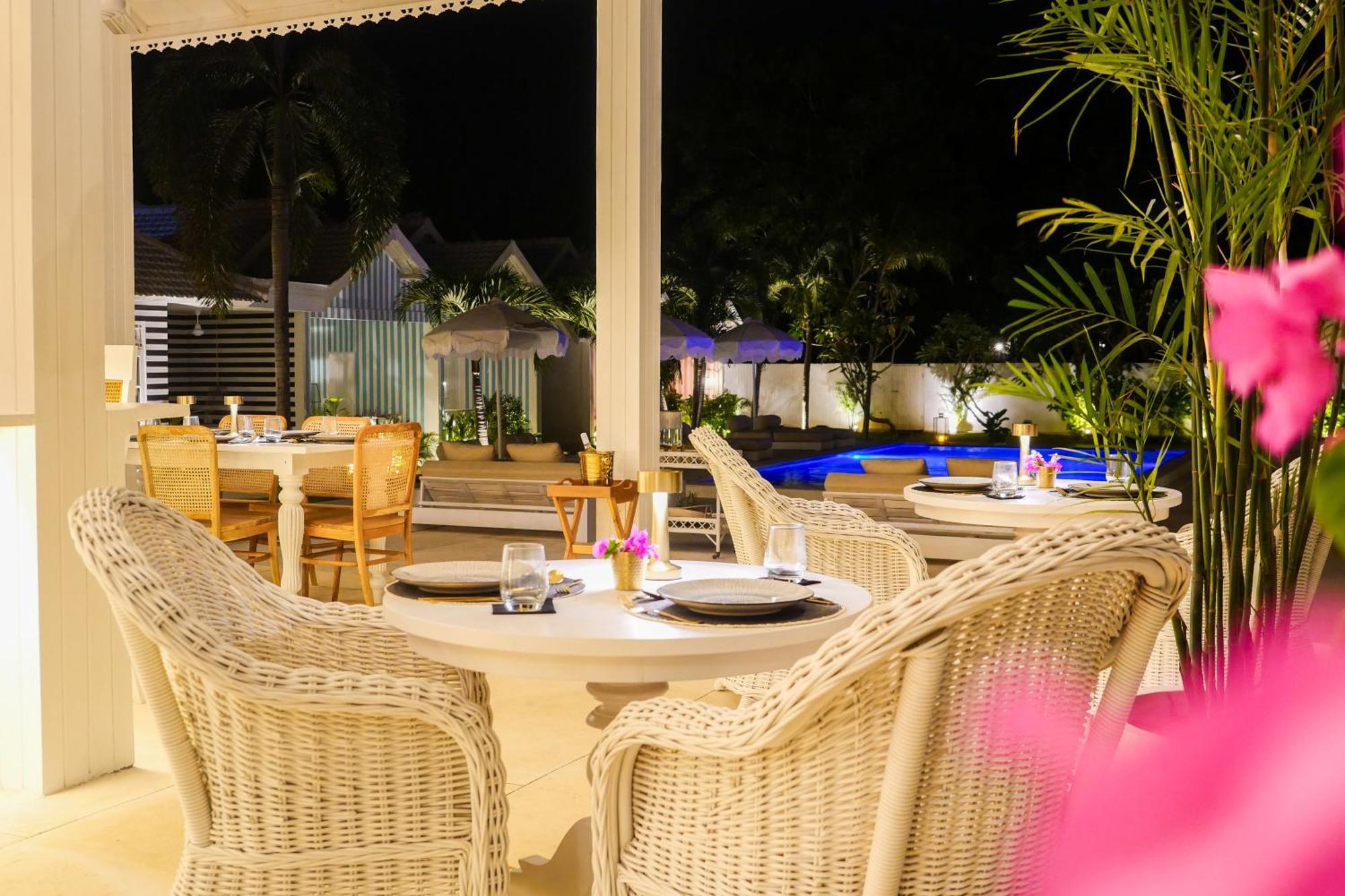 Ria Uluwatu, Tropical Chic Hotel Zewnętrze zdjęcie