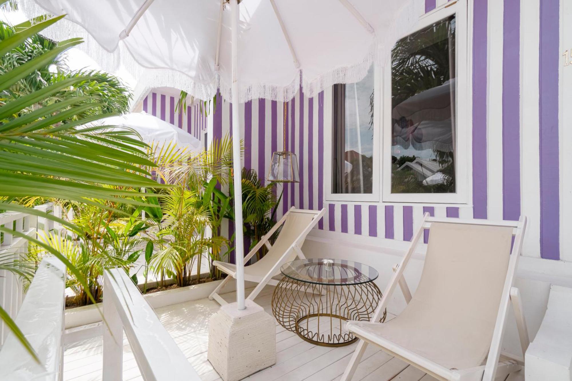 Ria Uluwatu, Tropical Chic Hotel Zewnętrze zdjęcie