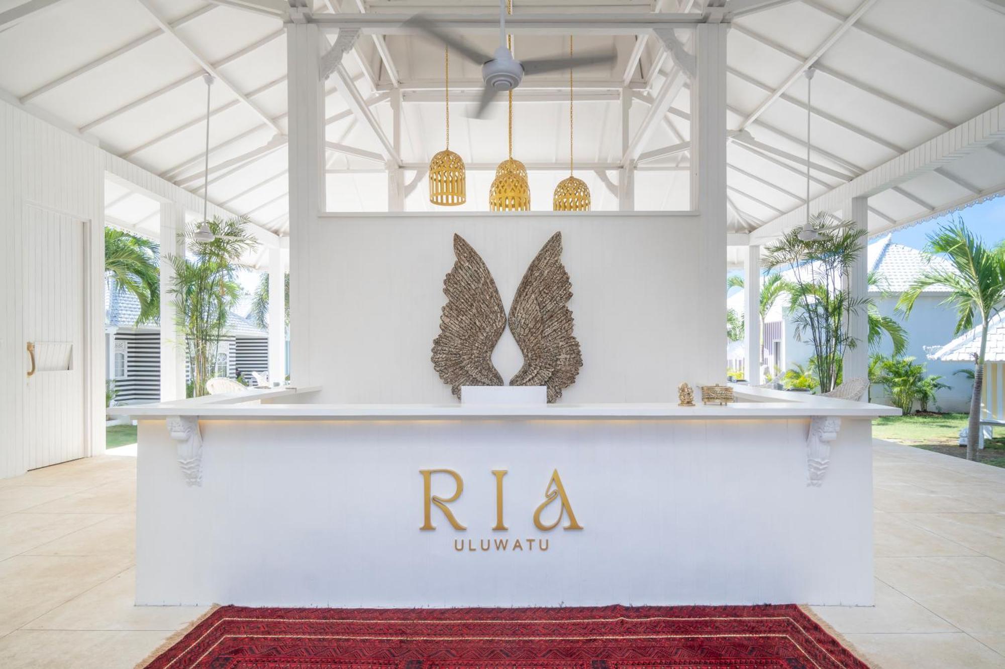 Ria Uluwatu, Tropical Chic Hotel Zewnętrze zdjęcie