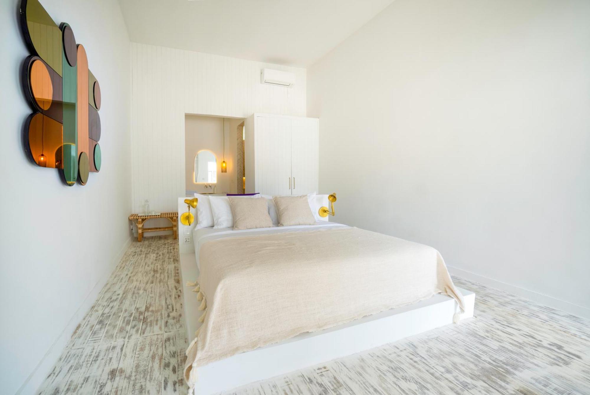 Ria Uluwatu, Tropical Chic Hotel Zewnętrze zdjęcie