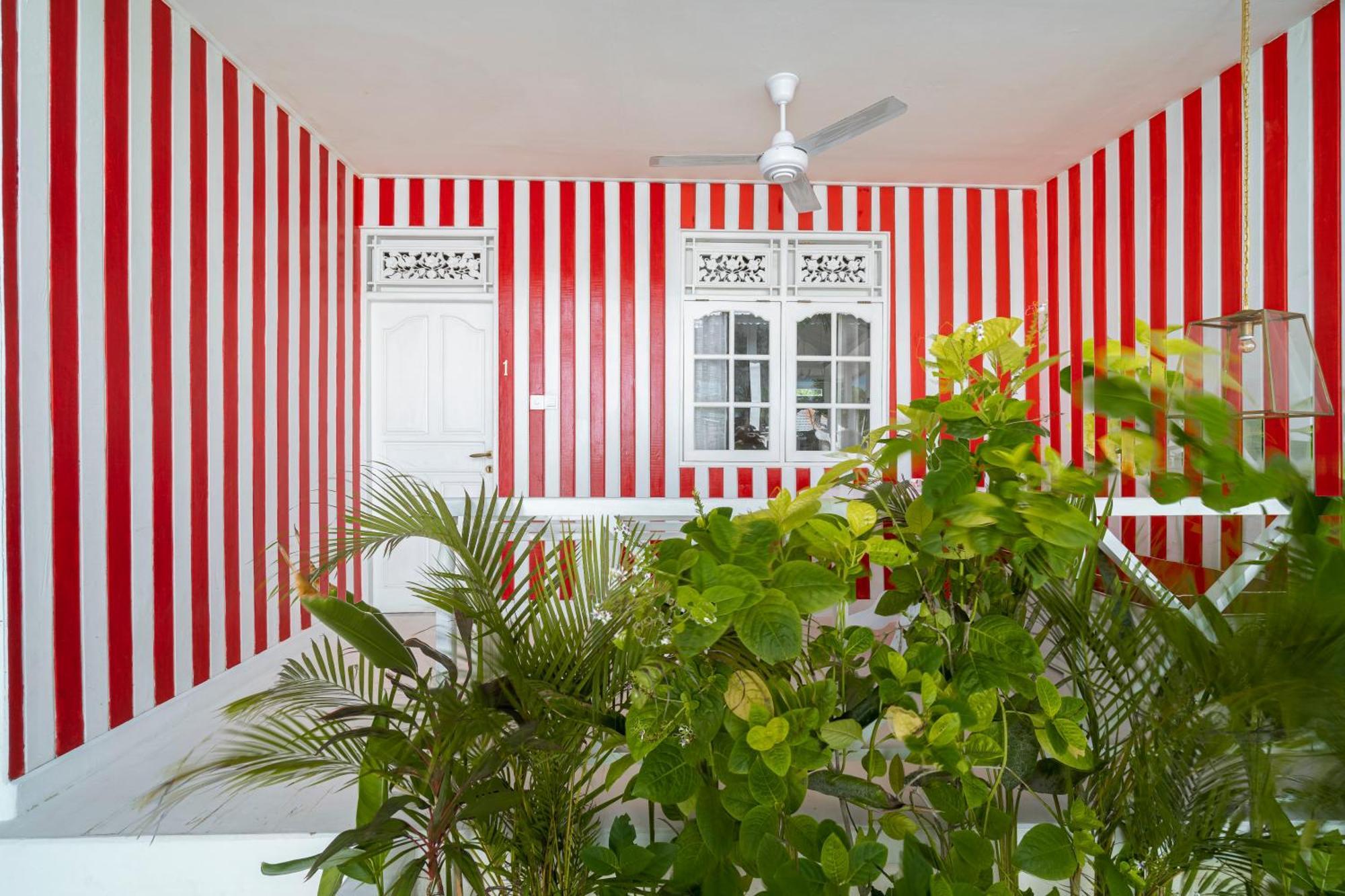 Ria Uluwatu, Tropical Chic Hotel Zewnętrze zdjęcie
